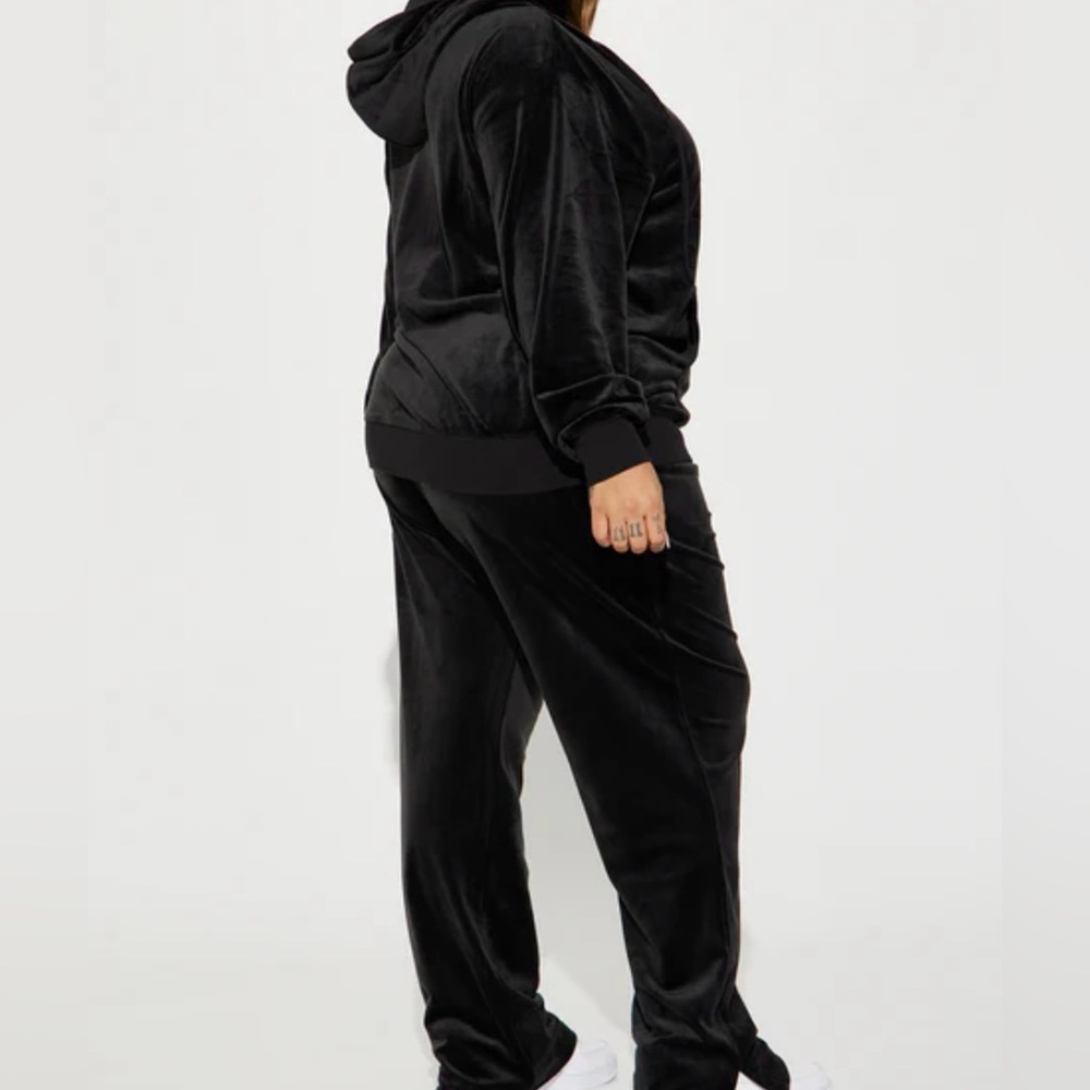Felina Black Velour Jacket and Pants